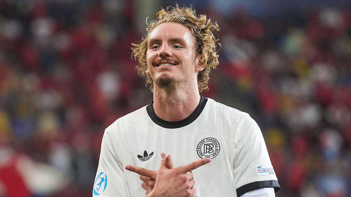 赛地聚焦——NBA总决赛转会期热度飙升；斯图加特外线爆发；质疑声仍在；团队化学反应显著的简单介绍-九游网页版