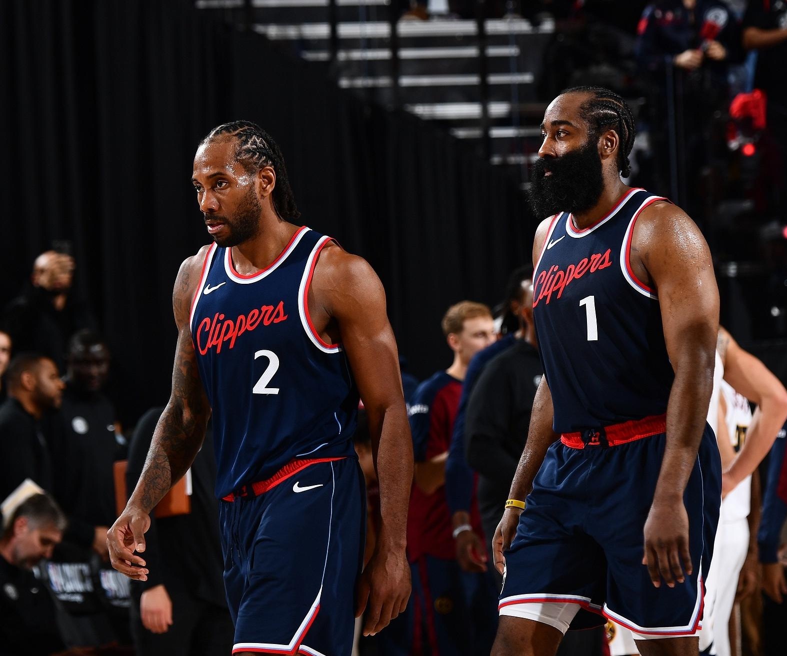 洛杉矶快船内部会议纪要流出：关键时刻主帅复盘，NBA常规赛使命明确，资深球员宣示担当的简单介绍