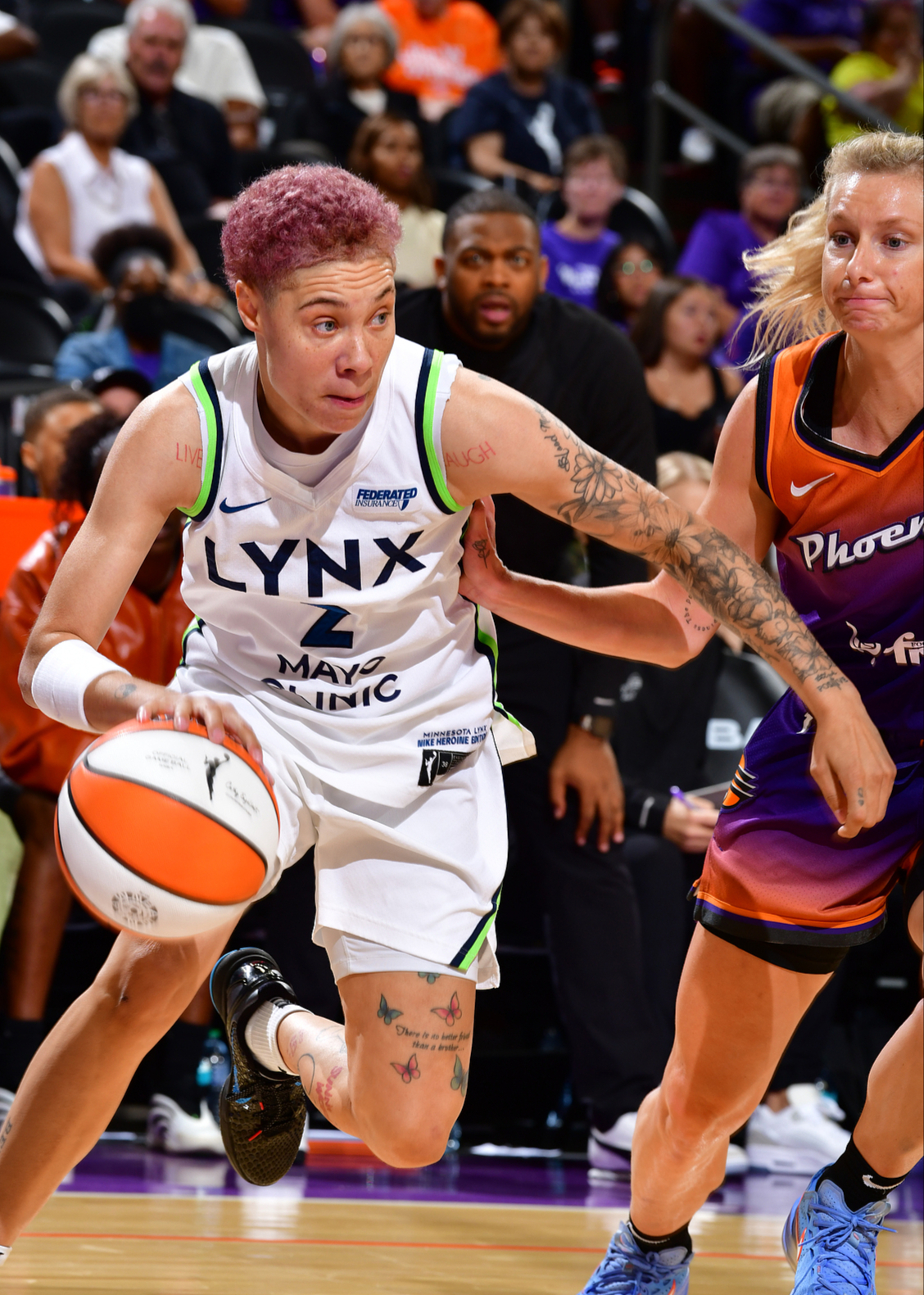 明尼苏达森林狼训练开放日，集结日手感冰凉引欢呼，NBA总决赛在即，资深球员宣示担当的简单介绍-九游娱乐APP