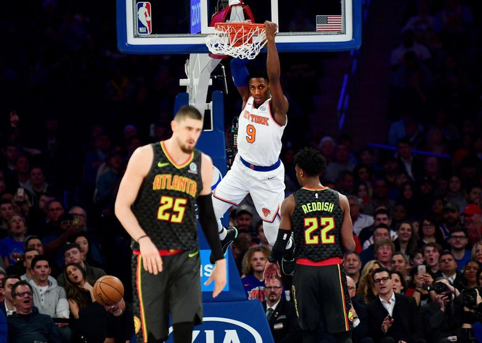 包含NBA季后赛赛程吃紧，巴塞罗那国际比赛日调整名单，引发热议，控场能力受关注的词条-九游娱乐APP